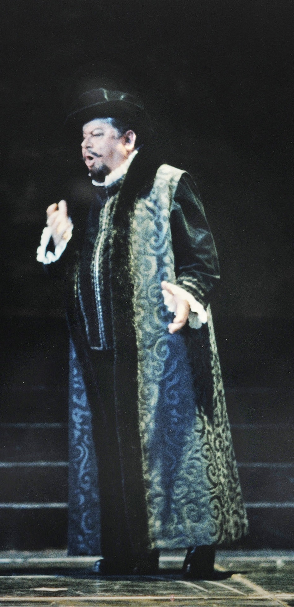 Παύλος Ράπτης- τενόρος