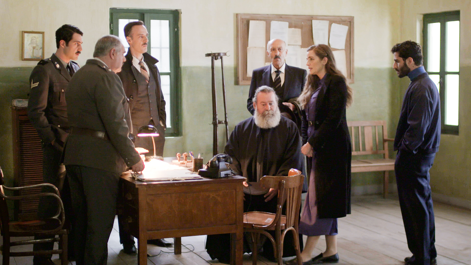 Άγριες Μέλισσες: Μεγάλη αναταραχή στο Διαφάνι