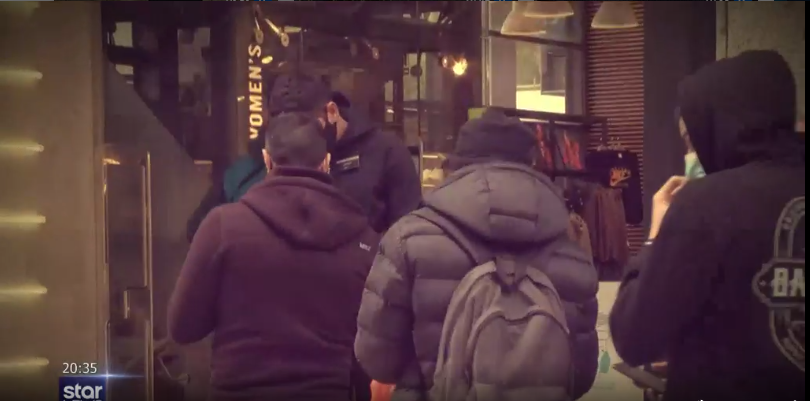 Black Friday: Αυξημένη η κίνηση στα πολυκαταστήματα – ΒΙΝΤΕΟ