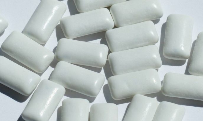 τσίχλα-κορονοϊός