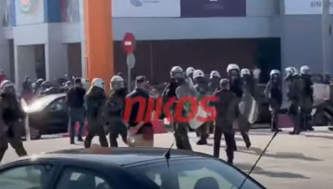 επεισόδια συγκέντρωση Μαρούσι