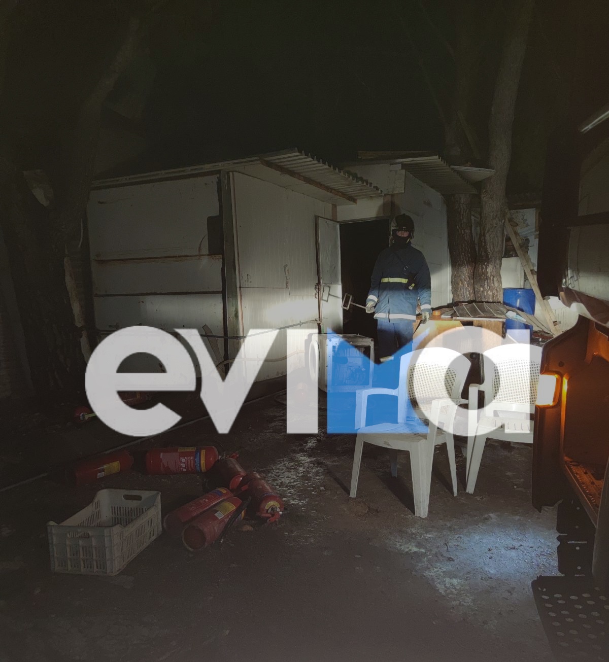 Tραγωδία στην Εύβοια: Κάηκε μπροστά στα μάτια του συζύγου και του γιου της