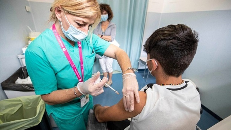 ΗΠΑ: Ομόφωνο «ναι» για χορήγηση του εμβολίου Pfizer σε παιδιά 5 έως 11 ετών