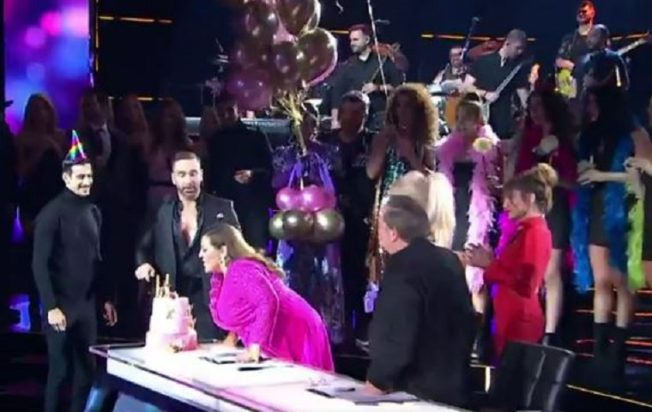 J2US Βικυ Σταυροπουλου