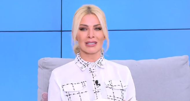 Κατερίνα Καινούργιου: “Λύγισε” στον αέρα – Τι συνέβη