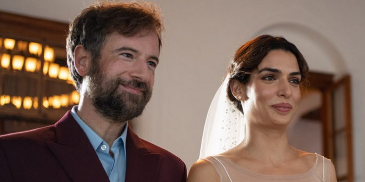 Κωστής Μαραβέγιας, Τόνια Σωτηροπούλου