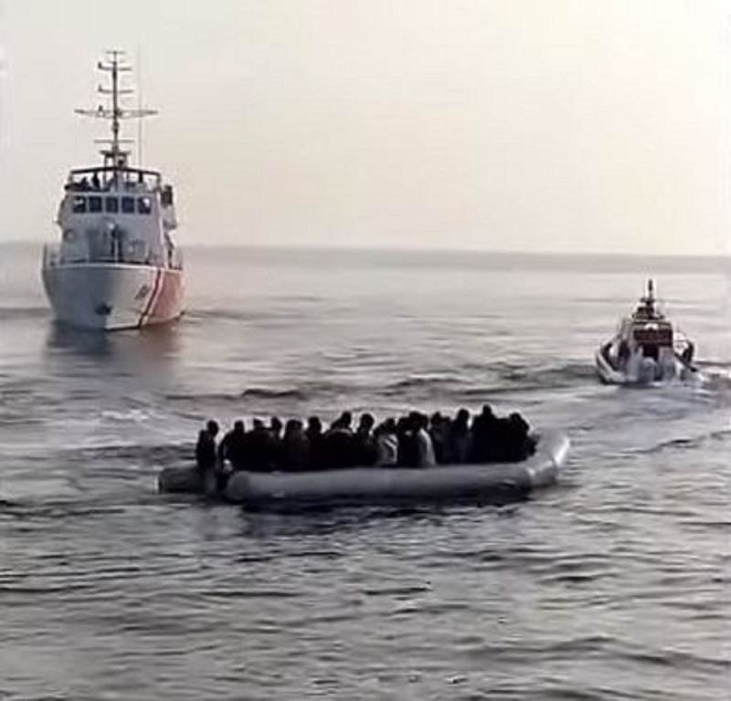 Λέσβος μετανάστες