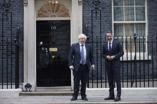 Μητσοτάκης-Τζόνσον