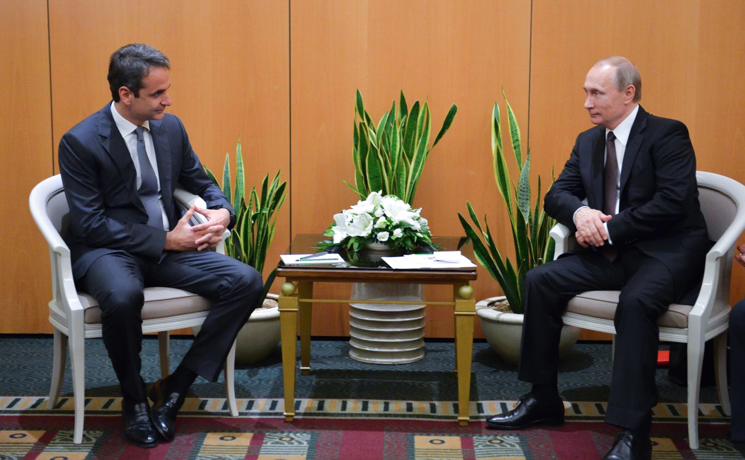 Κυριάκος Μητσοτάκης Βλάντιμιρ Πούτιν