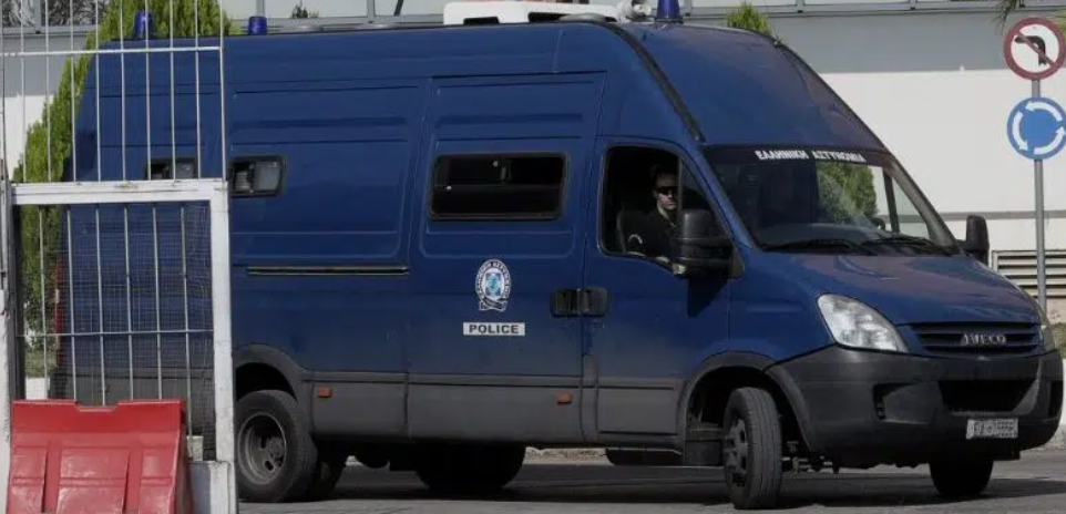 Πάτρα: Συναγερμός στις φυλακές – Κρατούμενος κατάπιε ξυραφάκια και βίδες