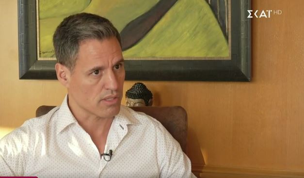 Γρηγόρης Πετράκος: Η Ματίνα Παγώνη δεν έχει ιδέα για τα εμβόλια