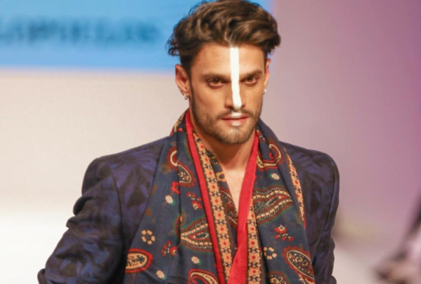 Στέλιος Νιάκαρης