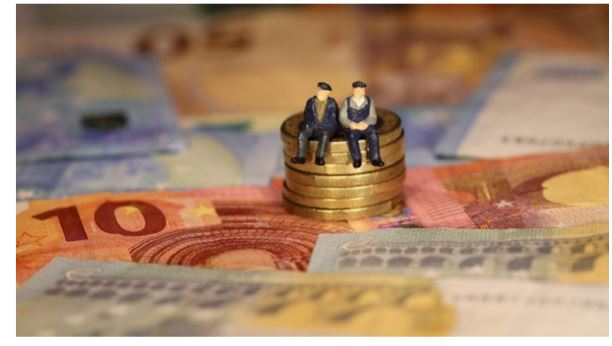 συντάξεις με πριμ