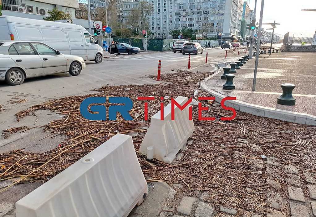 Τα απορρίμματα που ξέβρασε ο Θερμαϊκός στην Θεσσαλονίκη