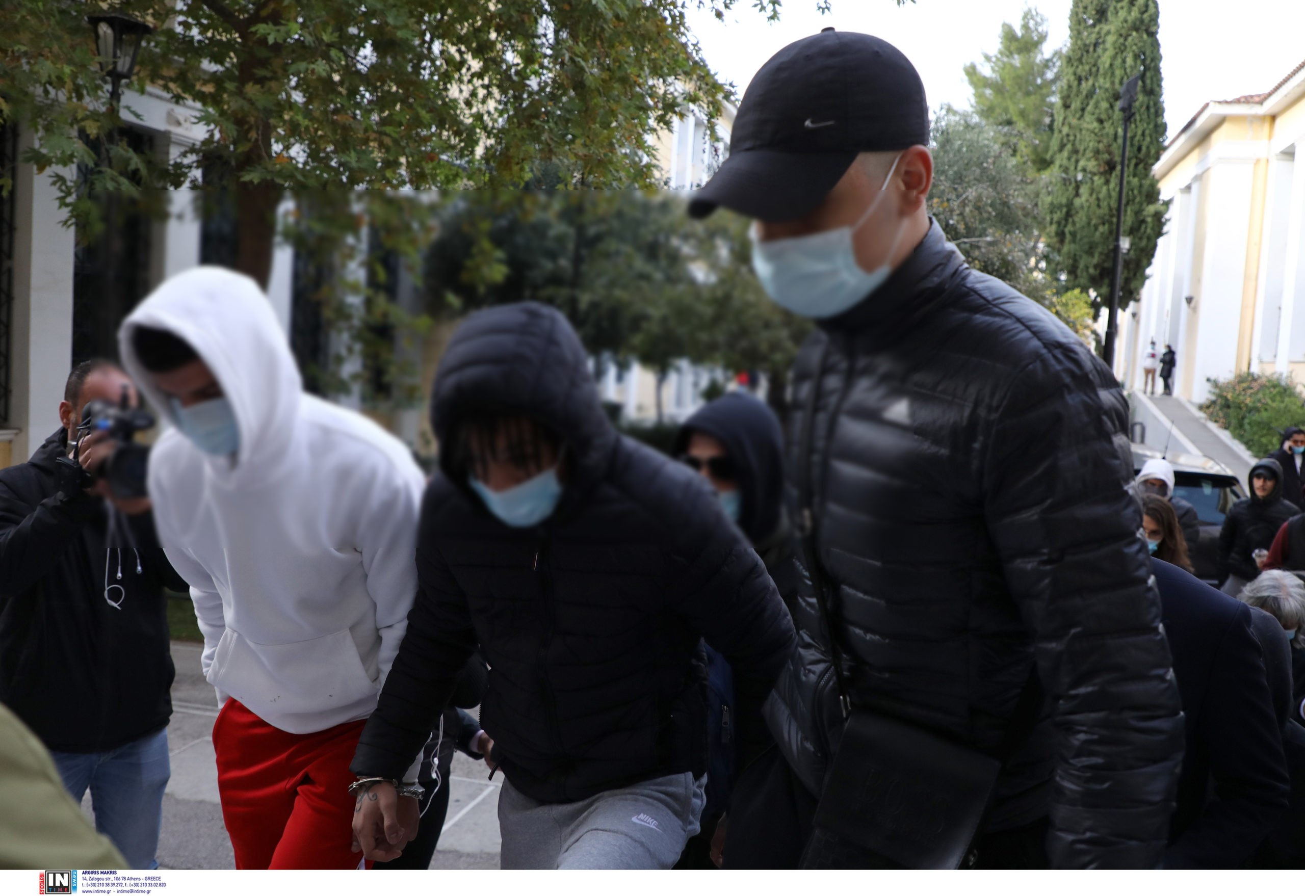 τράπερ συμπλοκή Κολωνός