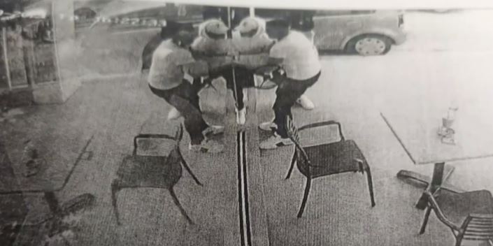 τράπερ συμπλοκή Κολωνός