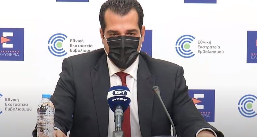 Θάνος Πλεύρης-πιστοποιητικά νόσησης -Χριστουγεννιάτικα Πάρκα