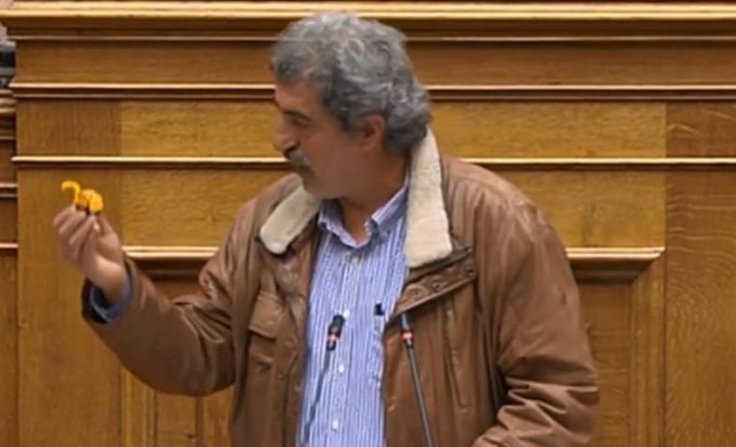 Παύλος Πολάκης- μπουλντόζα