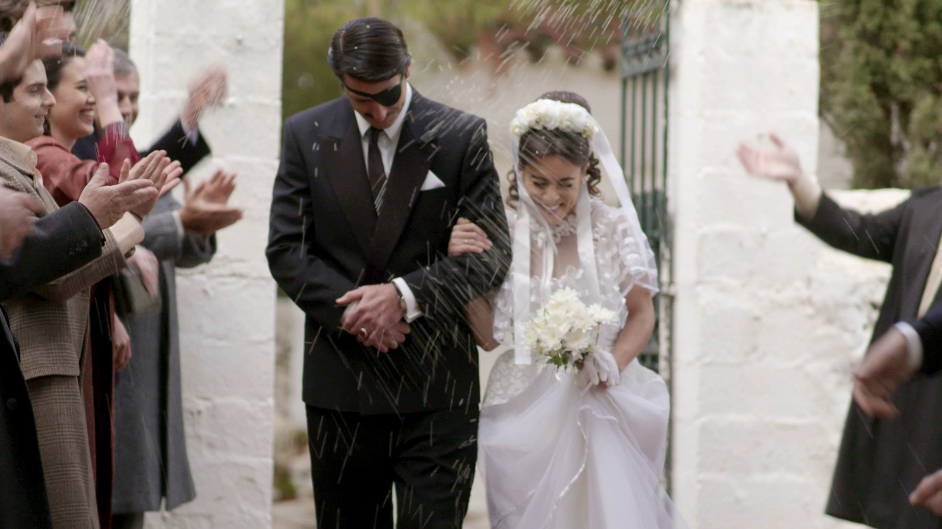 Άγριες Μέλισσες