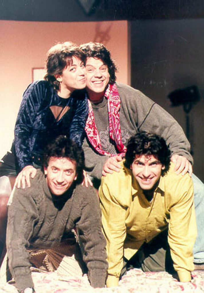 Απαράδεκτοι MEGA