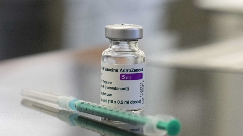 Νέα δεδομένα από AstraZeneca: Περισσότερα αντισώματα κατά της “Όμικρον” με ενισχυτική δόση του Vaxzevria