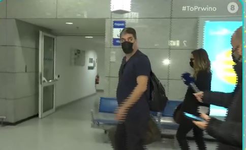 Βασίλης Μπισμπίκης σε δημοσιογράφους: “Μπορείτε να εξαφανιστείτε;” – Η αντίδραση της Δέσποινας Βανδή