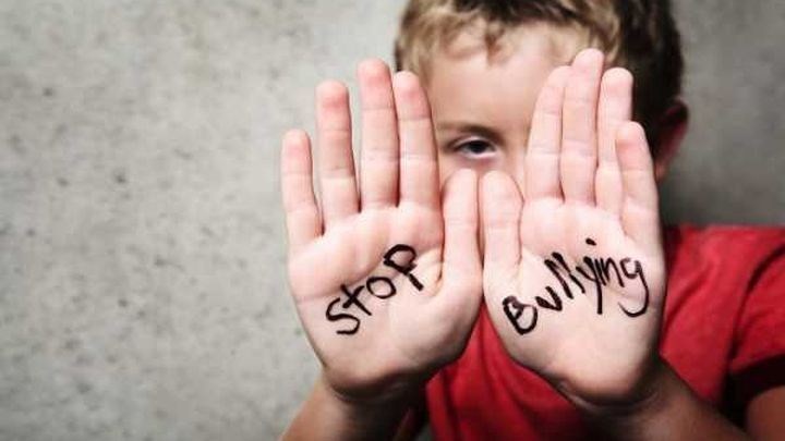 Bullying στα σχολεία: «Πώς ο γιος μου από θύμα έγινε θύτης» – Συγκλονίζει η μαρτυρία πατέρα