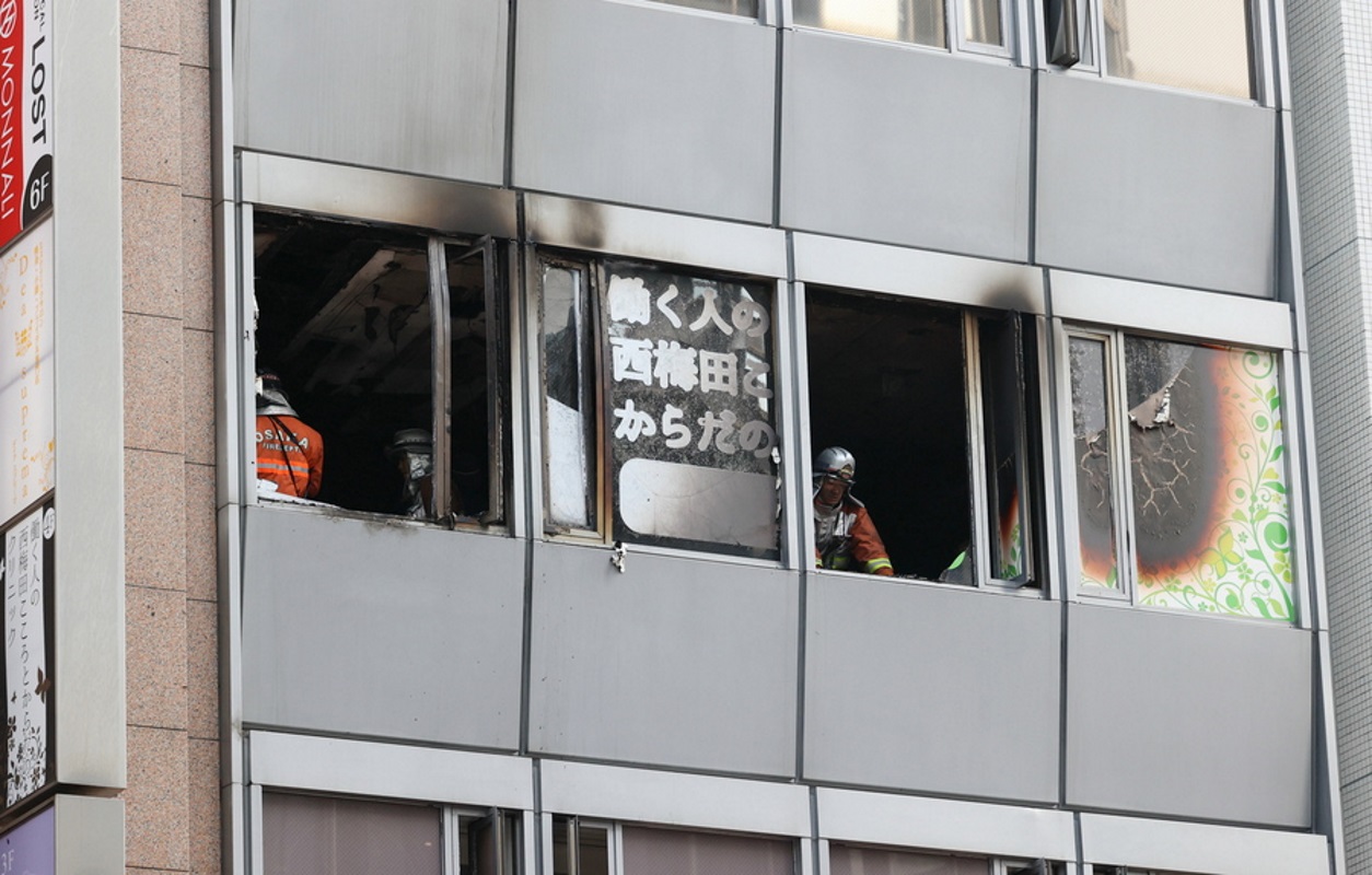 Ιαπωνία: Πυρκαγιά σε κτίριο στην Οσάκα – Τουλάχιστον 27 νεκροί – ΒΙΝΤΕΟ