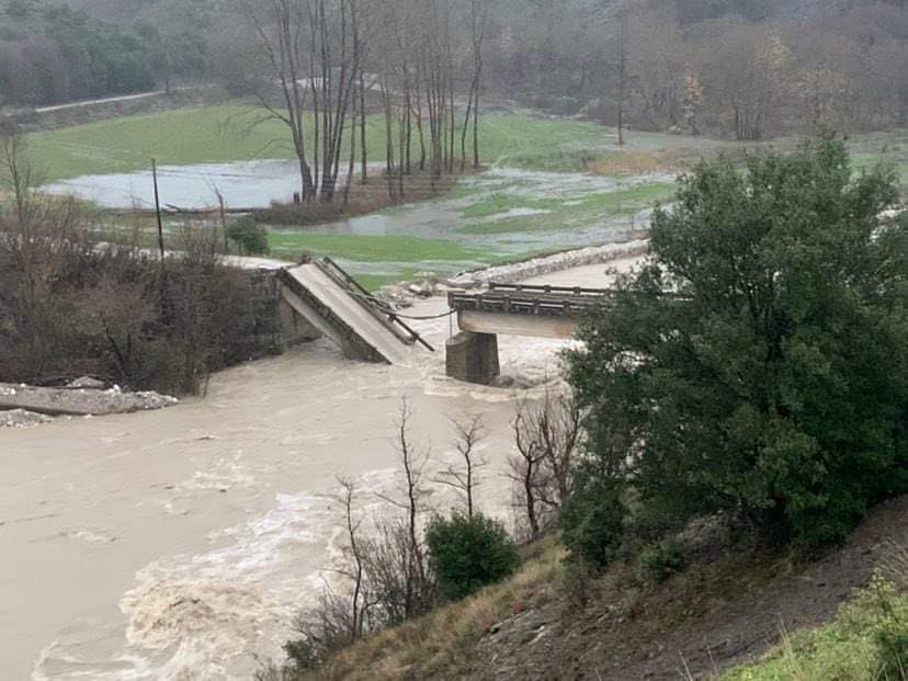 Κατάρρευση γέφυρας στα Ιωάννινα