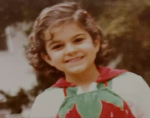 πολιτικός κοριτσάκι