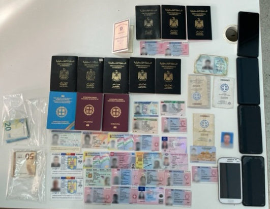 κύκλωμα μετανάστες