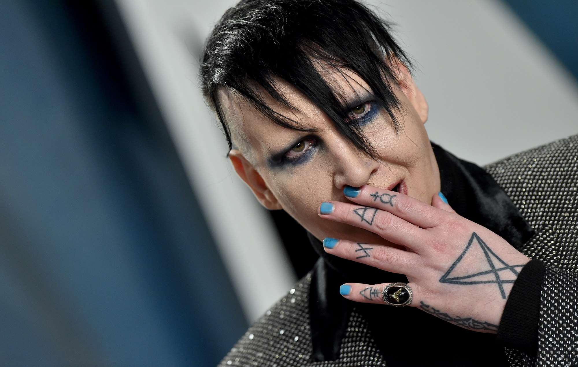 Εφιάλτης για γνωστή ηθοποιό – Ο Marilyn Manson απειλεί να βιάσει τον 8χρονο γιο της