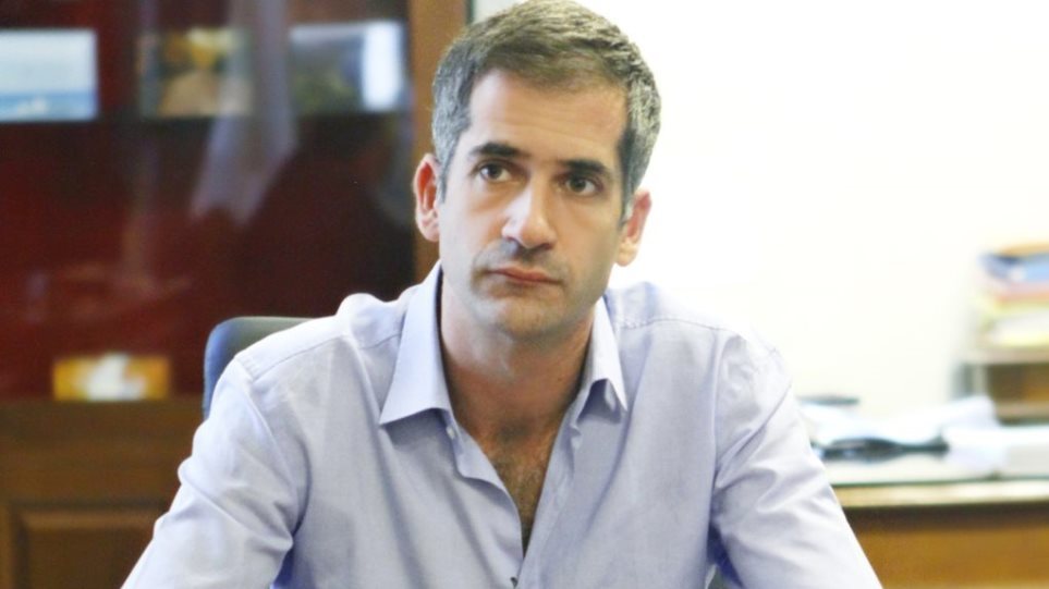 Δήμος Αθήνας: Με ψήφισμα του ζητεί την παραμονή των συμβασιούχων