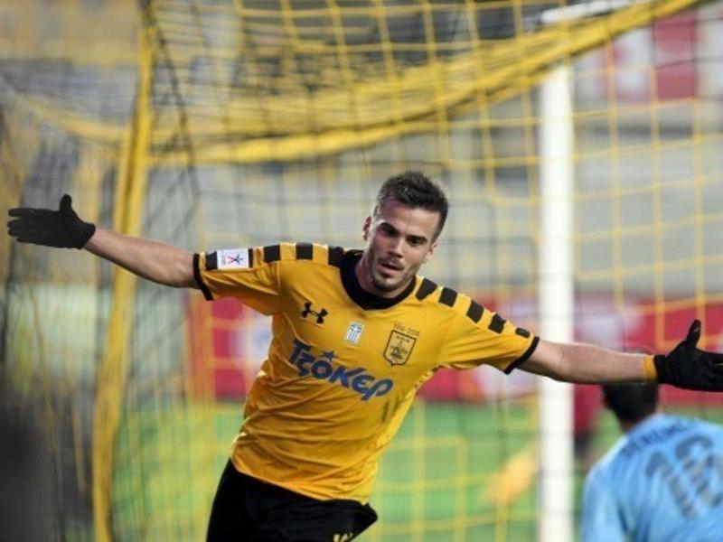 Νίκος Τσουμάνης: Σοκάρουν τα μηνύματα απελπισίας στο κινητό του ποδοσφαιριστή που αυτοκτόνησε