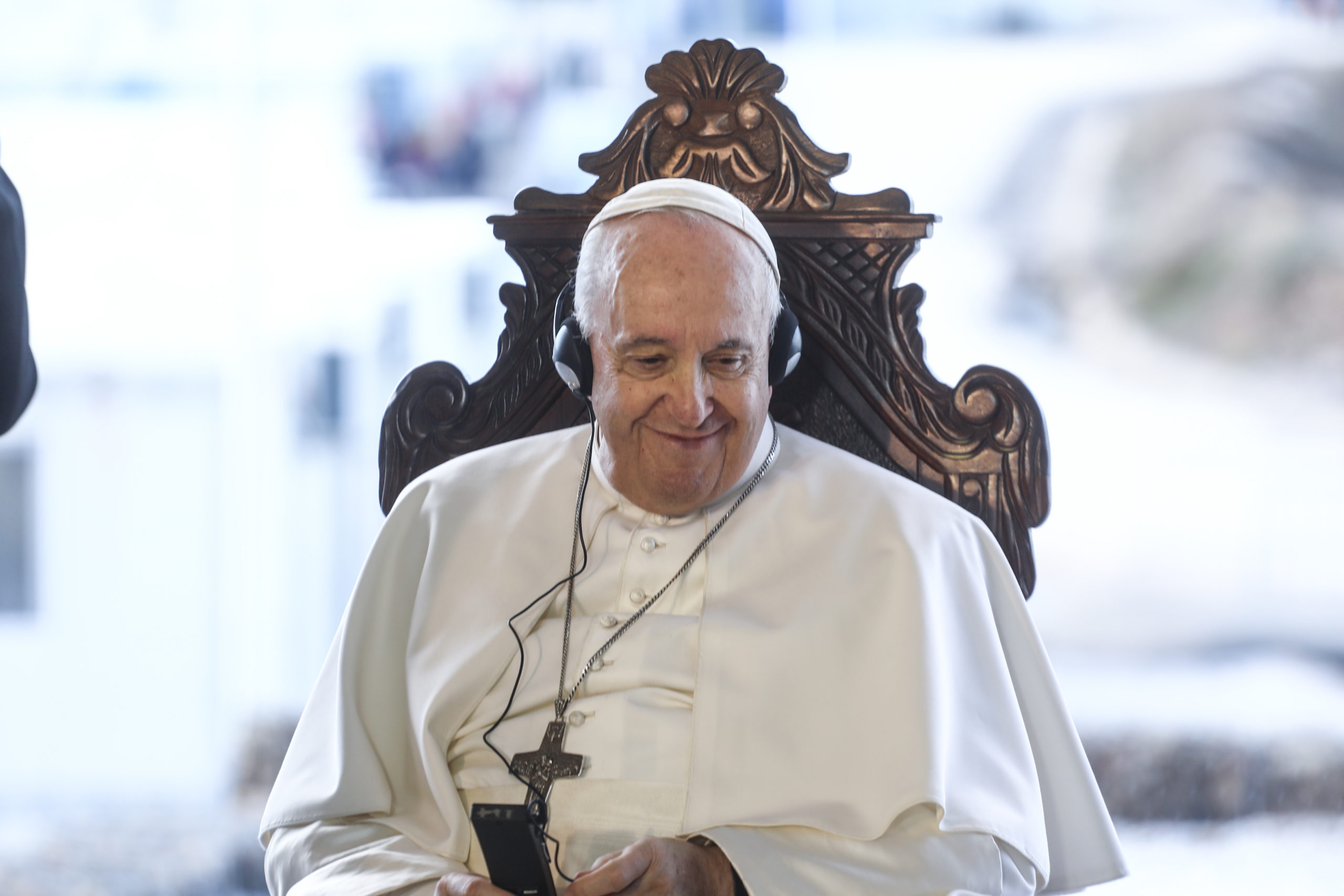 Πάπας Φραγκίσκος: Να σταματήσει το ναυάγιο του πολιτισμού – Συγκίνηση με την παιδική χορωδία του ΚΥΤ Λέσβου