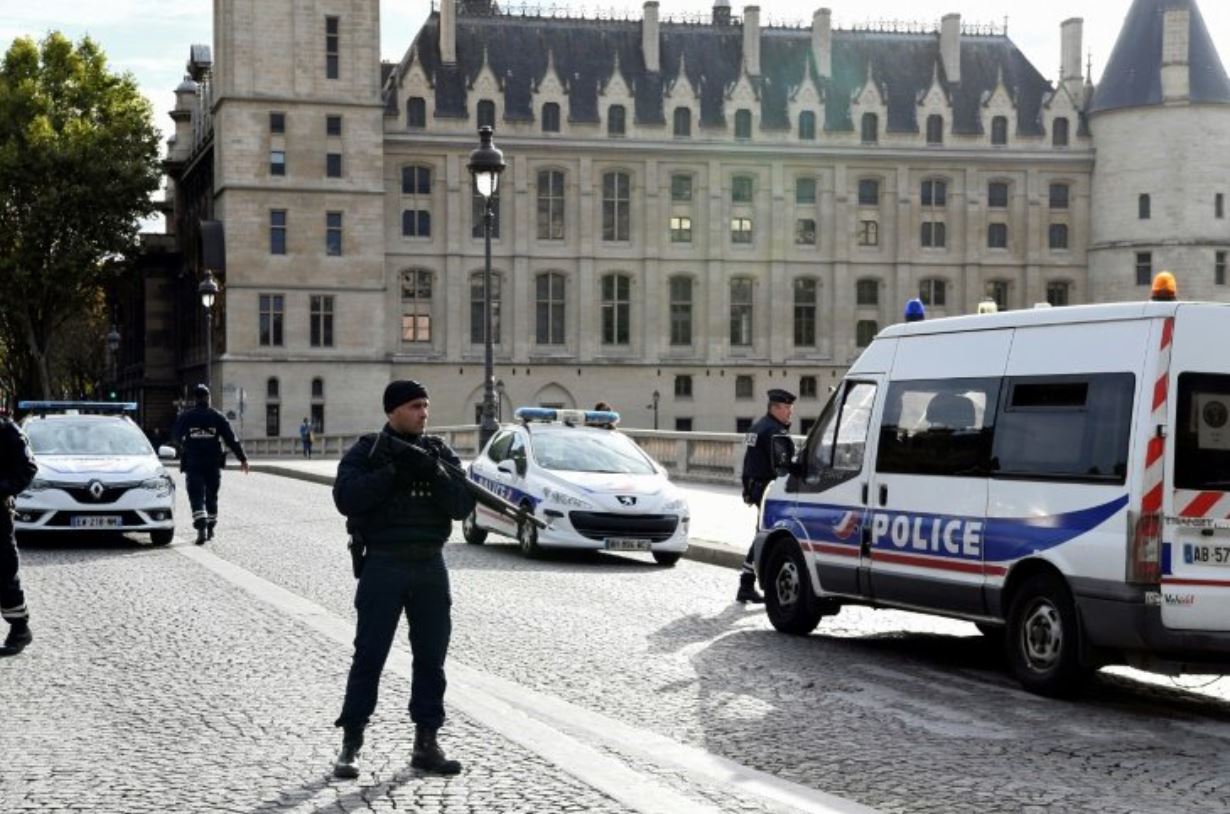 Παρίσι αστυνομία