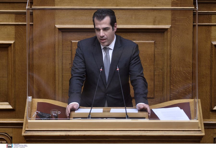 Θάνος Πλεύρης