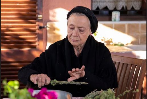 Σασμός: Η γιαγιά Ειρήνη ετοιμάζεται να κάνει συμφωνία με τον μεγαλύτερό της εχθρό