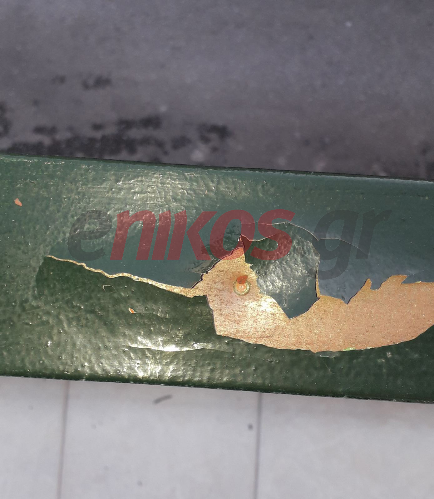 Τρόμος στα Άνω Λιόσια: Σφαίρα “καρφώθηκε” σε μπαλκόνι – Η ένοικος σώθηκε κατά τύχη