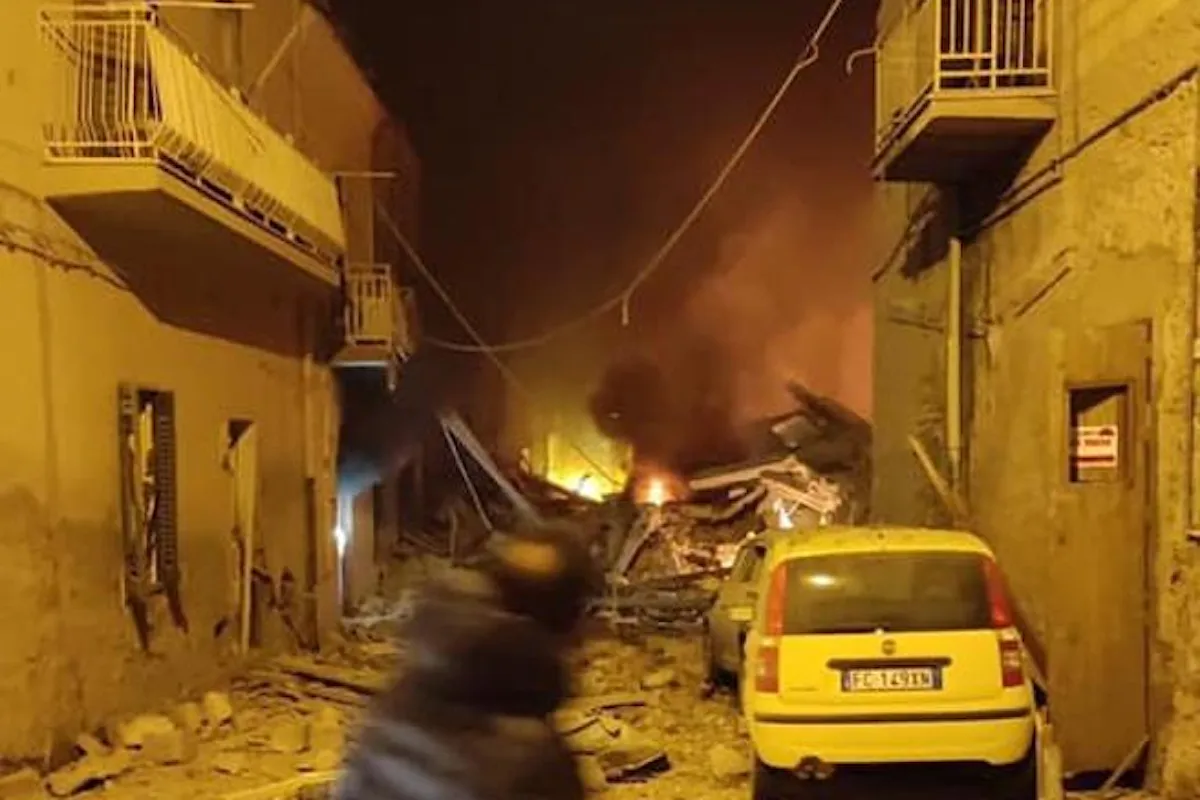 Ιταλία: 12 αγνοούμενοι έπειτα από κατάρρευση πολυκατοικίας στη Σικελία