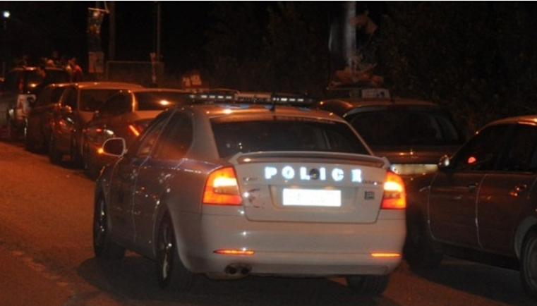 Θεσσαλονίκη: Αναστάτωση σε διαγνωστικό κέντρο – Τέσσερα άτομα εμπόδισαν τα rapid test