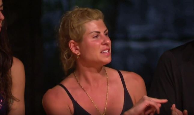 Έξαλλη η Ευρυδίκη στο Survivor: Έχω περάσει καρκίνο και κοιμόμουν σε κρεβάτι νοσοκομείου