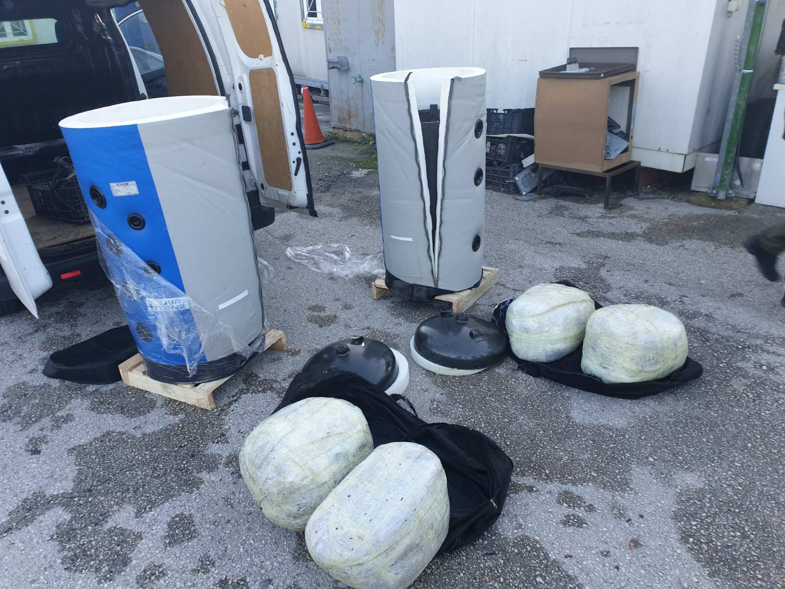 Ταξιδιωτικός σάκος με κάνναβη στα Ιωάννινα