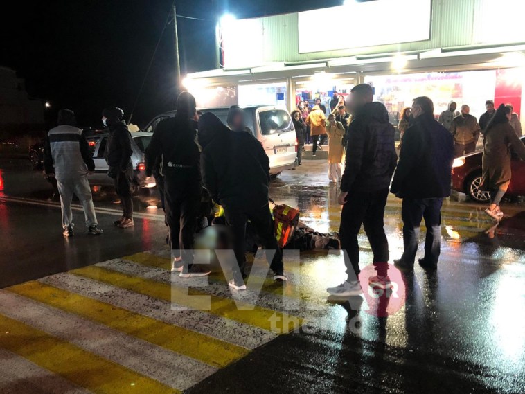 Σοβαρό τροχαίο στην Εύβοια: Αυτοκίνητο παρέσυρε και εγκατέλειψε πεζό