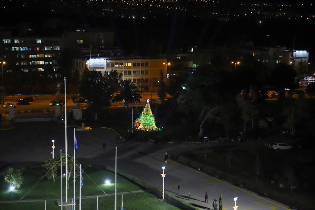 Χριστουγεννιάτικο δέντρο Πεντάγωνο