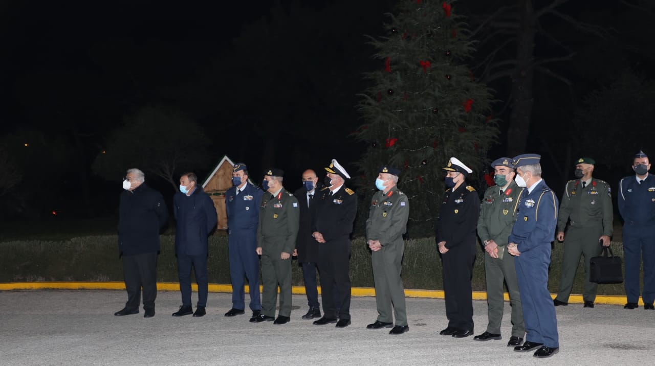 Χριστουγεννιάτικο δέντρο Πεντάγωνο