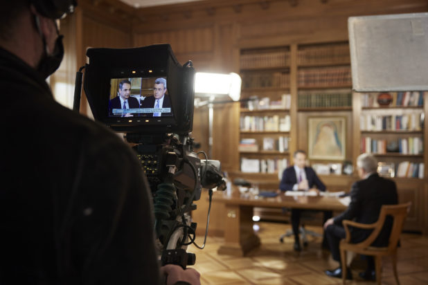 Ενώπιος Ενωπίω Κυριάκος Μητσοτάκης