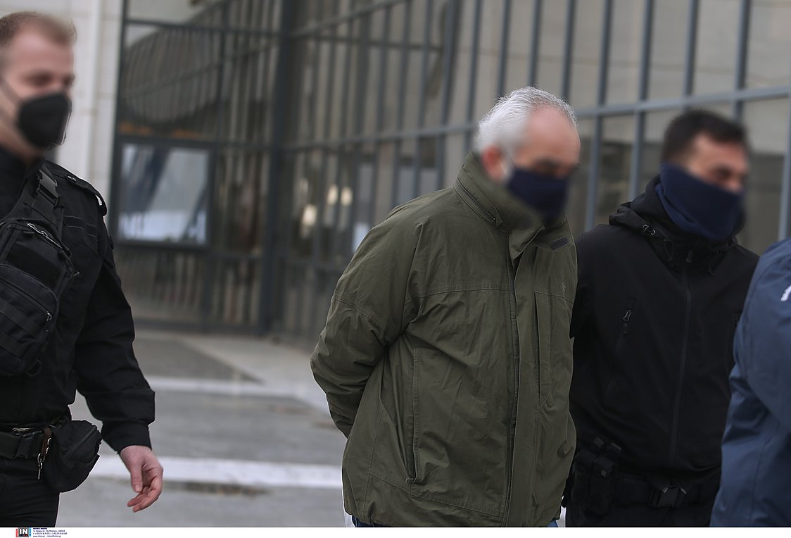 Ψευτογιατρός: Έταζε θεραπείες μέσω Βατικανού – Τι αποκαλύπτουν οι τηλεφωνικές συνομιλίες