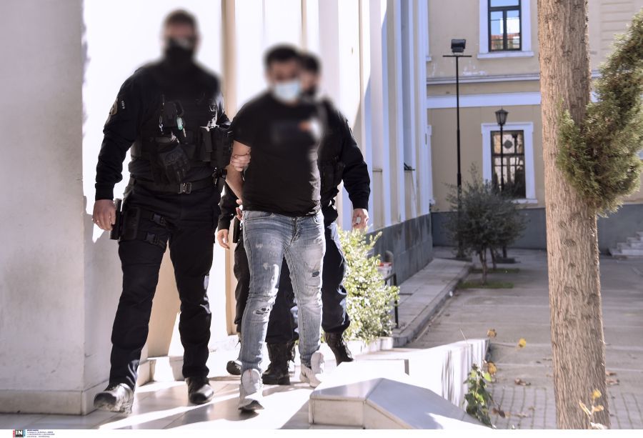 ομηρία - Άγιος Παντελεήμων- δράστης