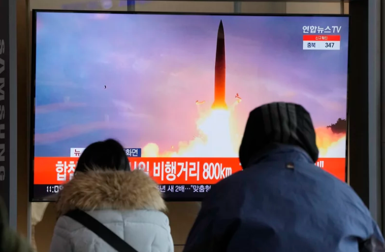 Η Βόρεια Κορέα εκτόξευσε τον πιο ισχυρό πύραυλό της από το 2017